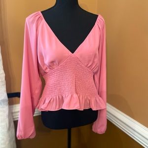 New Pretty pink long sleeve top